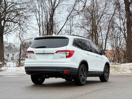 2022 Honda Pilot SE AWD 4dr SUV