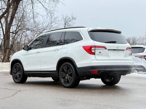 2022 Honda Pilot SE AWD 4dr SUV