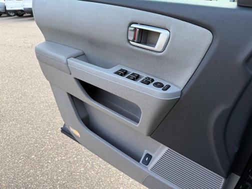 Polished Metal Metallic 2012 Honda Pilot EX