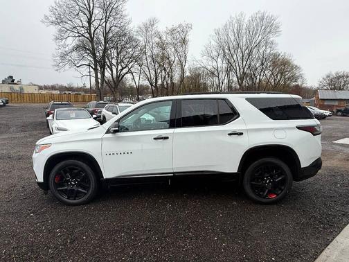 2021 Chevrolet Traverse Premier