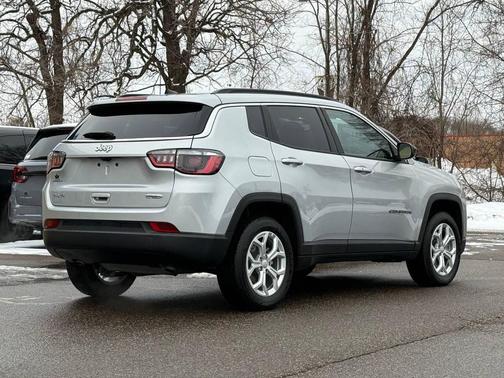 2024 Jeep Compass Latitude