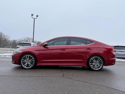 2018 Hyundai ELANTRA Sport