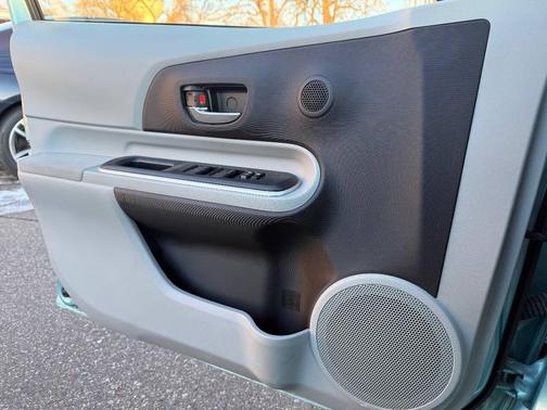 2014 Toyota Prius c Two