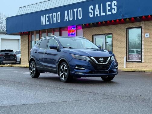 2020 Nissan Rogue Sport SL