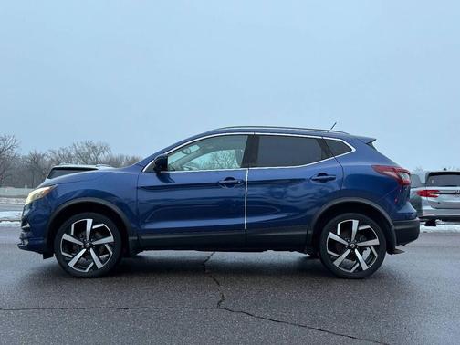 2020 Nissan Rogue Sport SL