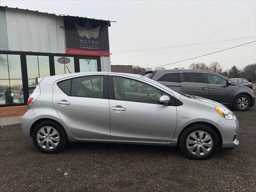 2014 Toyota Prius c Two