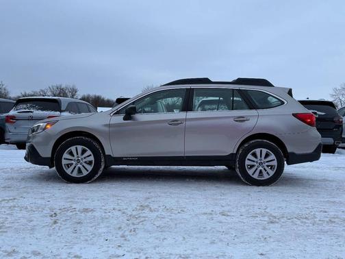 2019 Subaru Outback 2.5i