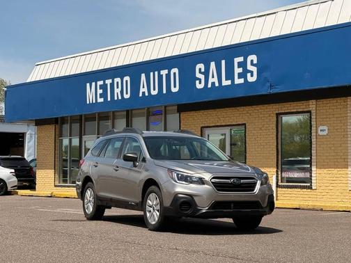 Beige 2019 Subaru Outback 2.5i