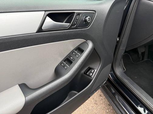 2014 Volkswagen Jetta Hybrid SEL Premium