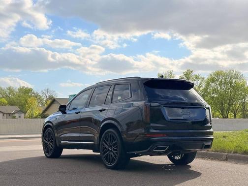 Black 2024 Cadillac XT6 Sport 4x4 4dr SUV