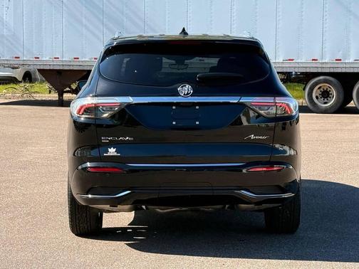Black 2024 Buick Enclave Avenir 4x4 4dr Crossover