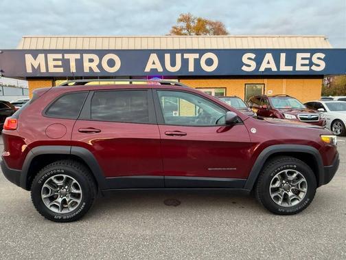 2020 Jeep Cherokee Trailhawk