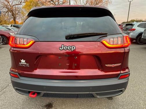 2020 Jeep Cherokee Trailhawk