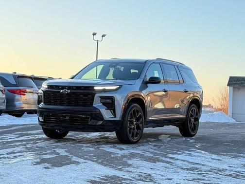 2025 Chevrolet Traverse RS