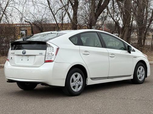 2011 Toyota Prius IV