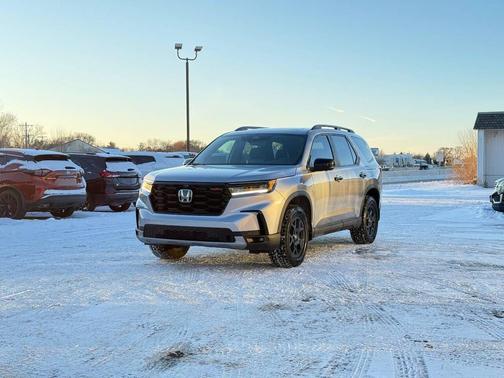 2025 Honda Pilot TrailSport AWD 4dr SUV
