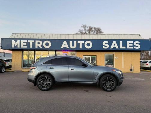 2017 INFINITI QX70 Base