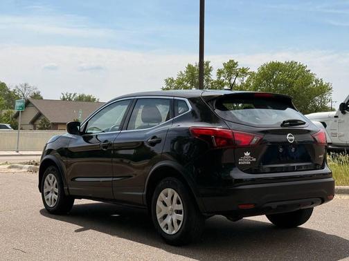 Black 2019 Nissan Rogue Sport S