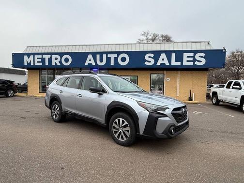 2025 Subaru Outback Base