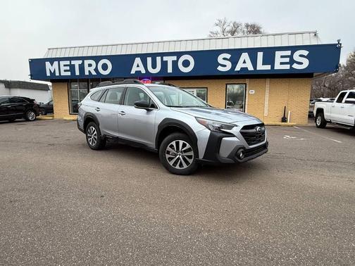 2025 Subaru Outback Base