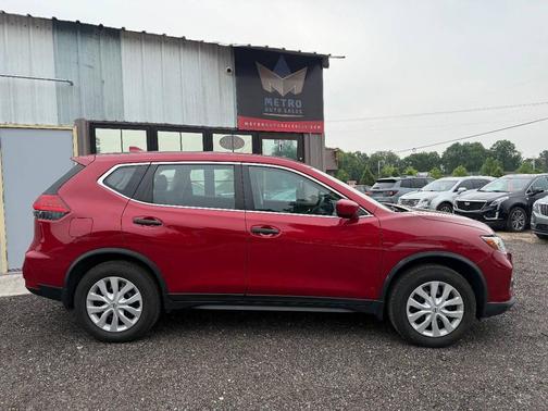 2017 Nissan Rogue S