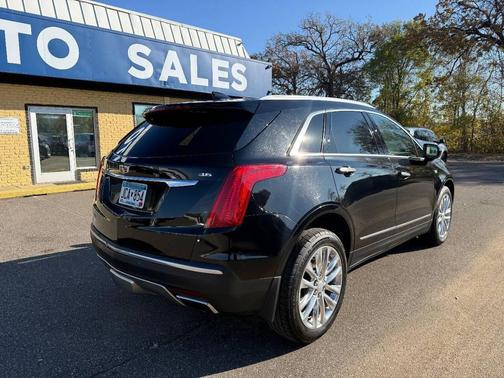 2017 Cadillac XT5 Platinum