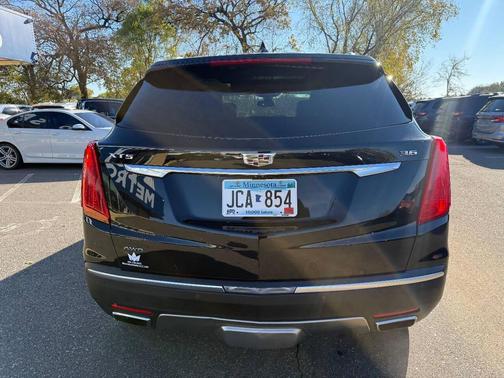 2017 Cadillac XT5 Platinum
