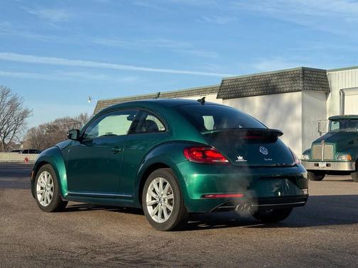 2017 Volkswagen Beetle 1.8T SE