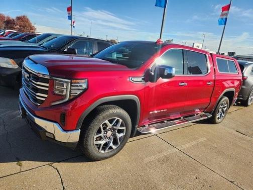 2022 GMC Sierra 1500 SLT