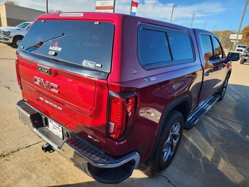 2022 GMC Sierra 1500 SLT