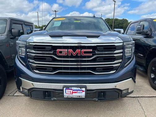 Pacific Blue Metallic 2023 GMC Sierra 1500 SLT