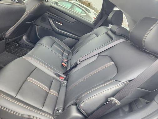 Rhodium White Premium 2026 Mazda CX-90 SE