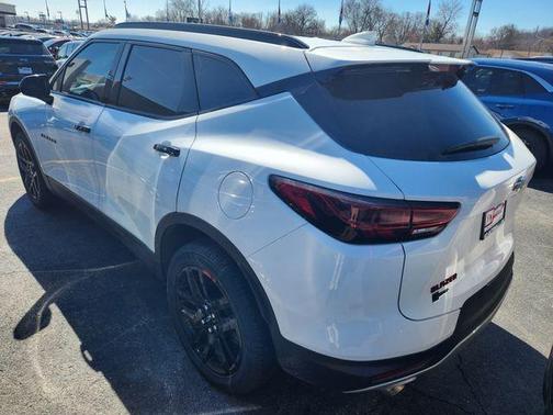 2024 Chevrolet Blazer LT