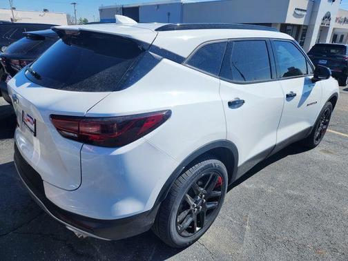 2024 Chevrolet Blazer LT