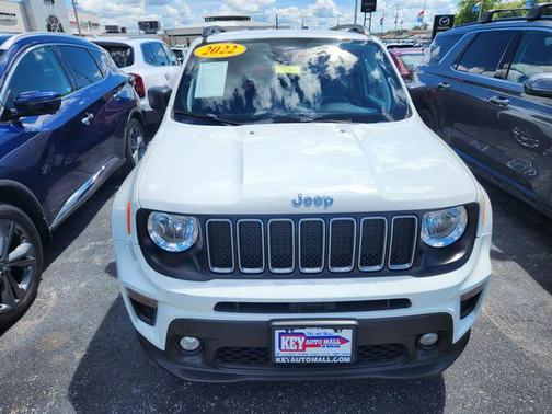 Alpine White Clearcoat 2022 Jeep Renegade Latitude