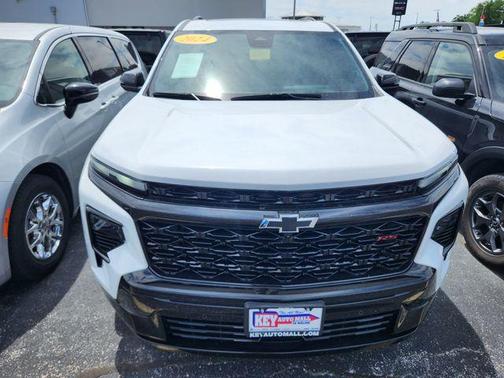 Summit White 2024 Chevrolet Traverse RS