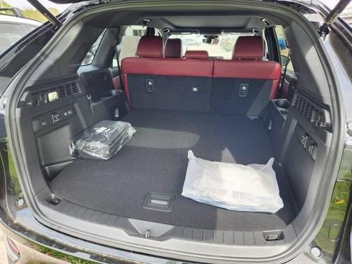 2025 Mazda CX-70 PHEV Premium Plus Package