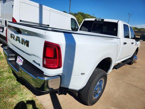 Bright White Clearcoat 2026 RAM 3500 Tradesman