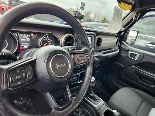 2020 Jeep Gladiator Sport