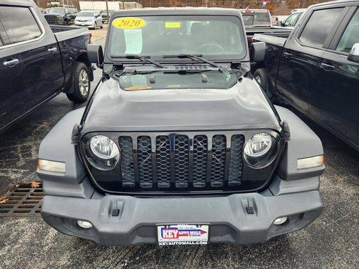 2020 Jeep Gladiator Sport
