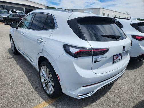 White Tri-Coat 2026 Buick Envision Avenir
