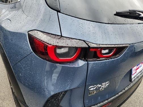 2026 Mazda CX-50 Premium Plus