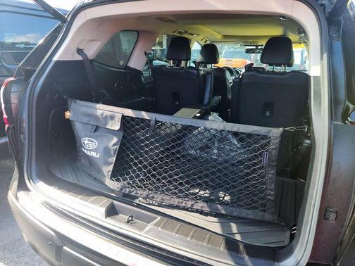 Crystal Black Silica 2021 Subaru Ascent Limited 7-Passenger