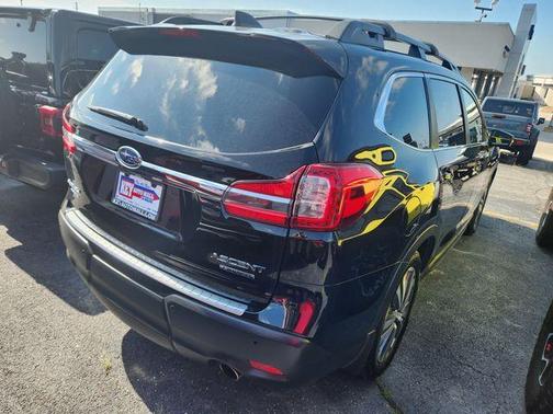 Crystal Black Silica 2021 Subaru Ascent Limited 7-Passenger