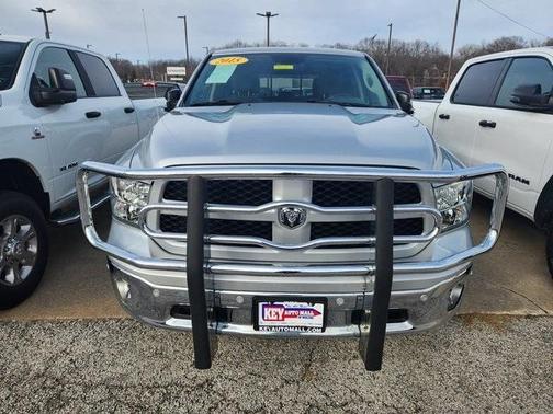 2015 RAM 1500 SLT