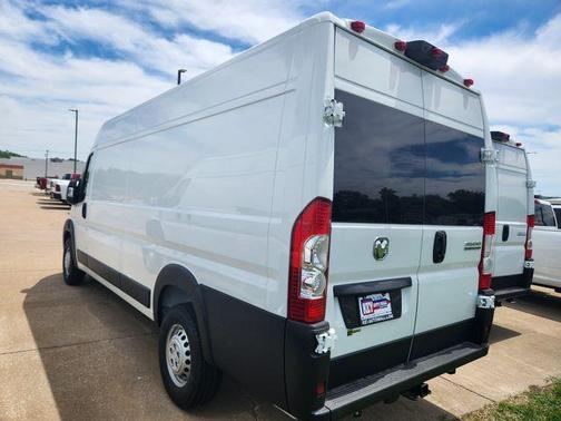 Bright White Clearcoat 2026 RAM ProMaster 3500 High Roof