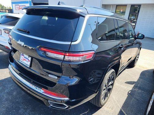 Diamond Black 2025 Jeep Grand Cherokee L Overland