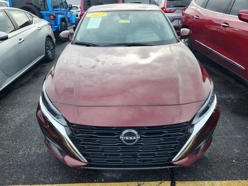 2023 Nissan Altima 2.5 SV