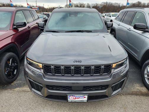 2026 Jeep Grand Cherokee Laredo