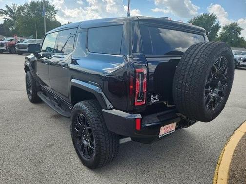 2026 GMC HUMMER EV SUV 2X
